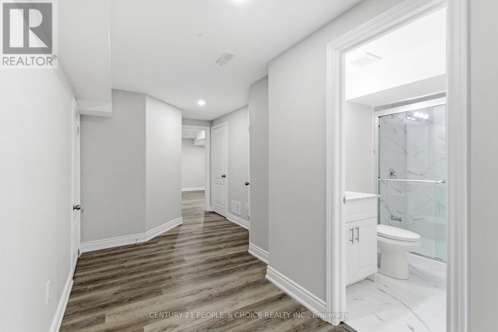 188 Bonnieglen Farm Boulevard, Caledon, Ontario  L7C 4C1 - Photo 35 - W12856322