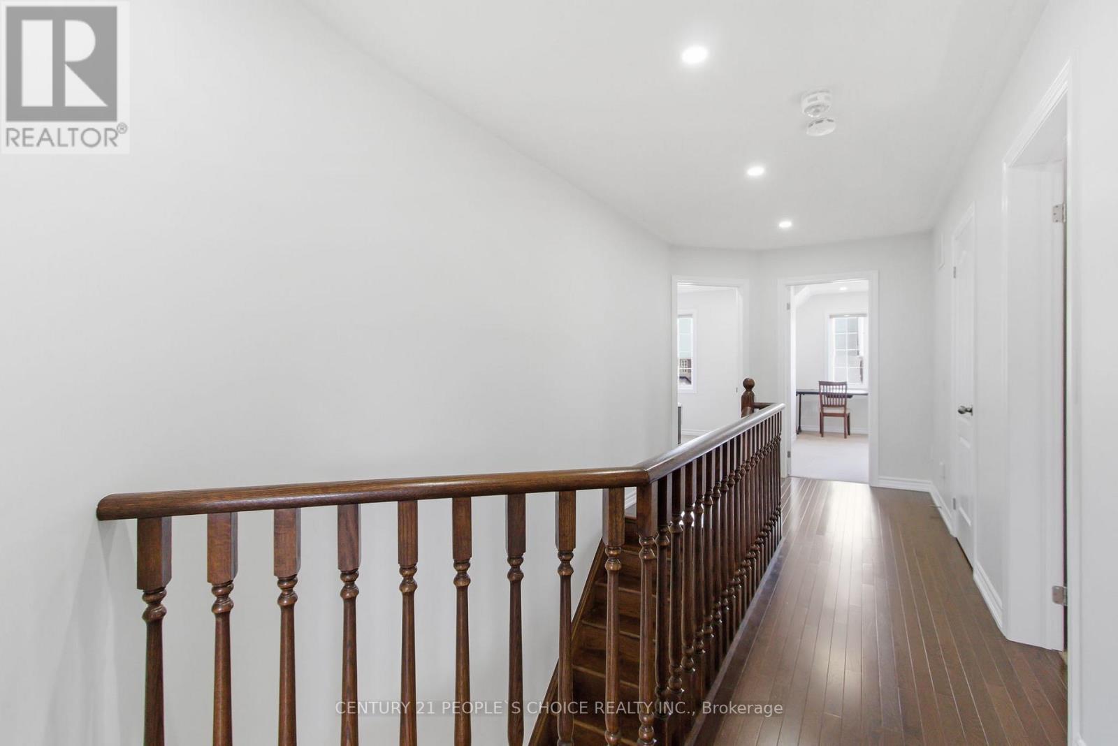 188 Bonnieglen Farm Boulevard, Caledon, Ontario  L7C 4C1 - Photo 16 - W12856322