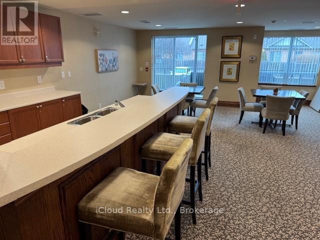 301 - 65 Via Rosedale Way, Brampton, Ontario  L6R 3N8 - Photo 10 - W12872672