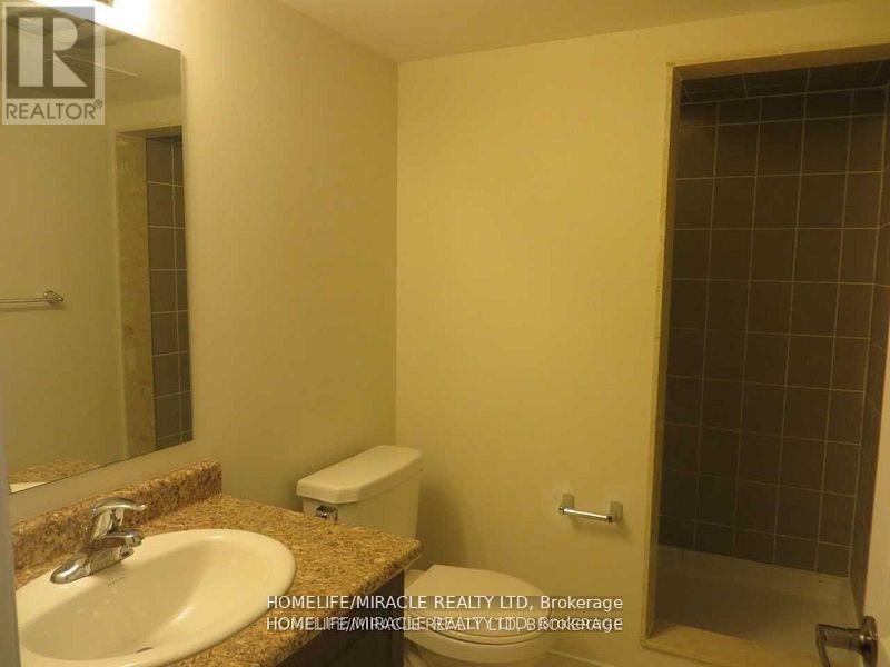 142 Golden Springs Drive, Brampton, Ontario  L7A 0C7 - Photo 18 - W12872728