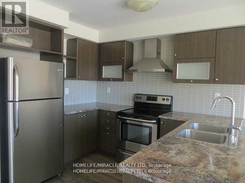 142 Golden Springs Drive, Brampton, Ontario  L7A 0C7 - Photo 6 - W12872728