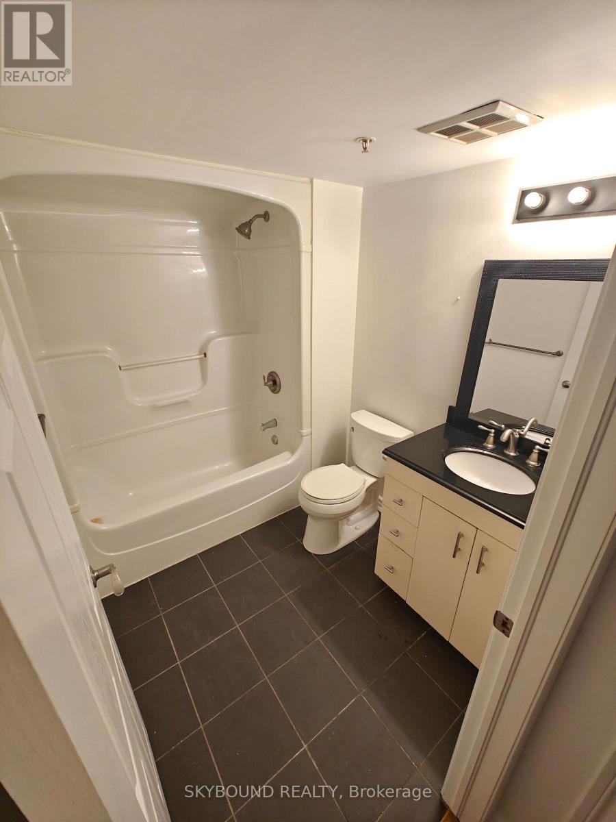 206 - 1800 Walker's Line, Burlington (Palmer), Ontario  L7M 4V2 - Photo 6 - W12872730