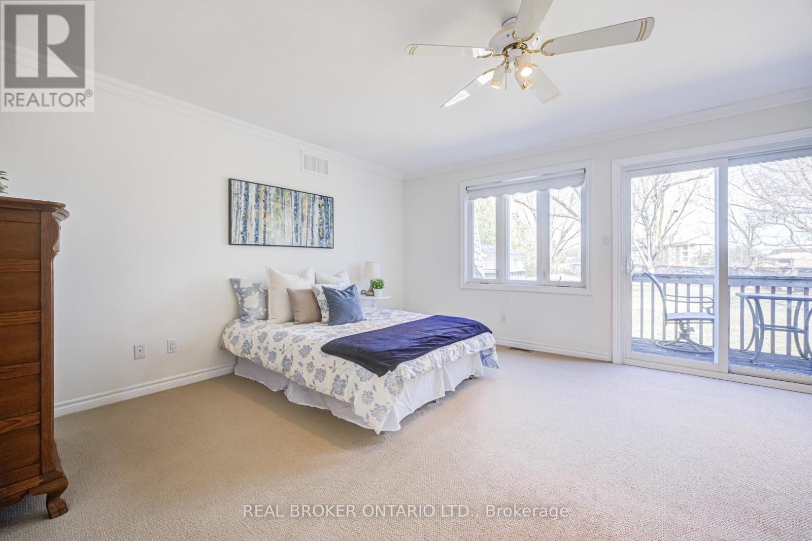 1483 Brenner Crescent, Burlington, Ontario  L7P 2V9 - Photo 17 - W12872732