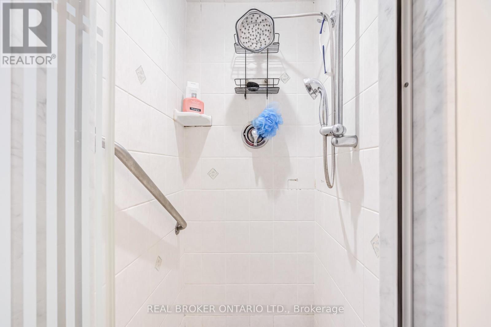 1483 Brenner Crescent, Burlington, Ontario  L7P 2V9 - Photo 33 - W12872732