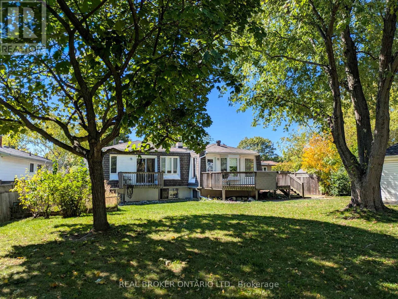 1483 Brenner Crescent, Burlington, Ontario  L7P 2V9 - Photo 45 - W12872732