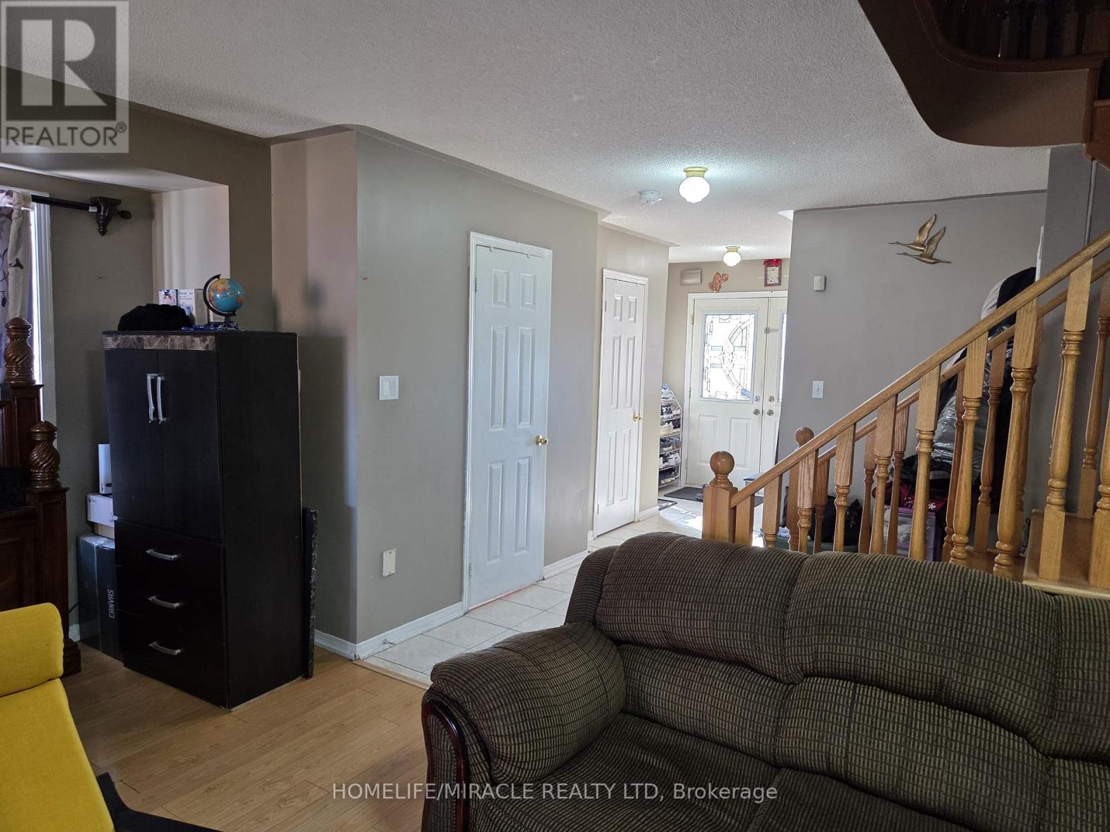 62 Skylar Circle, Brampton (Bram East), Ontario  L6P 0Z2 - Photo 8 - W12872774