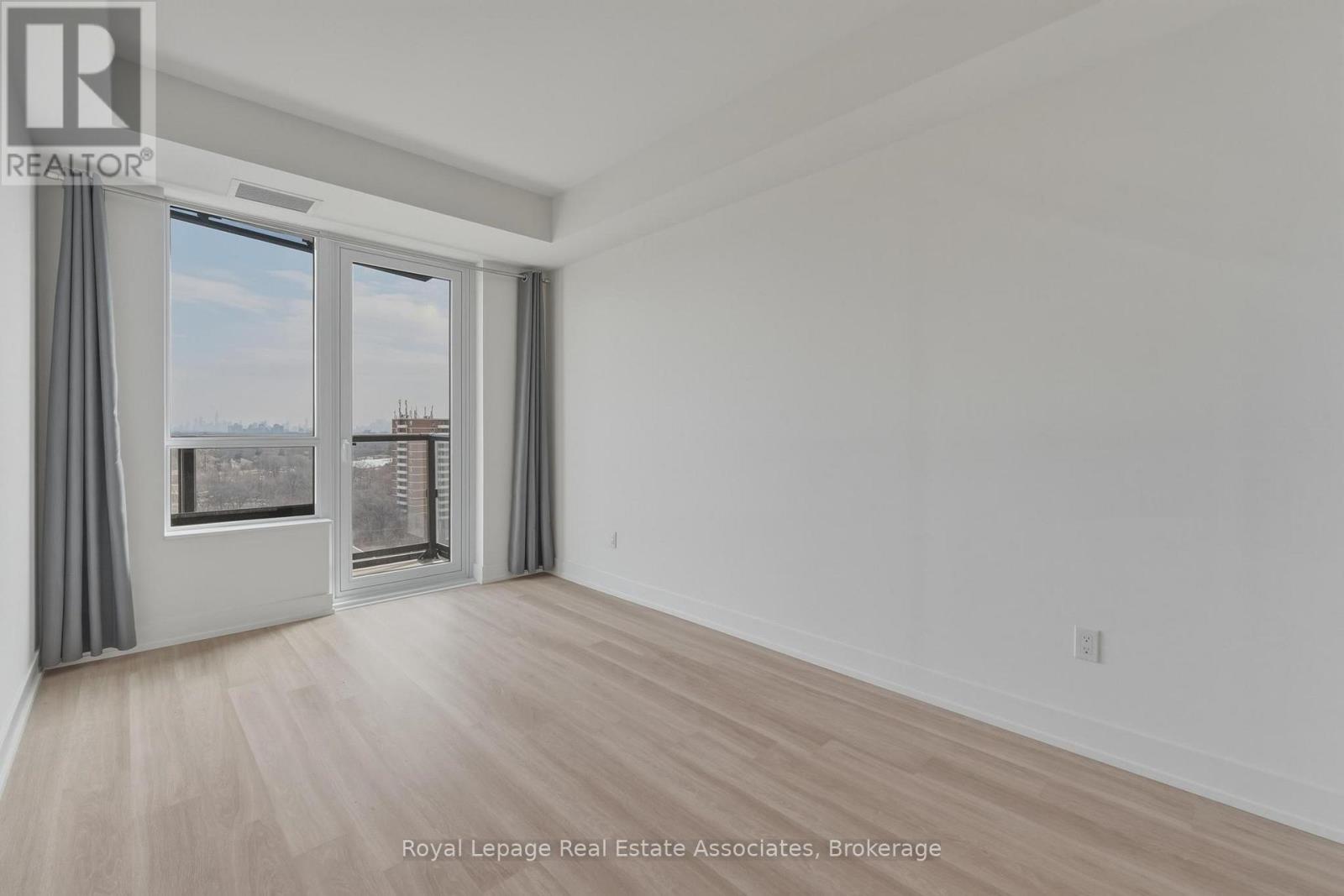 1201 - 60 Central Park Roadway, Toronto, Ontario  M9A 3K1 - Photo 6 - W12872826