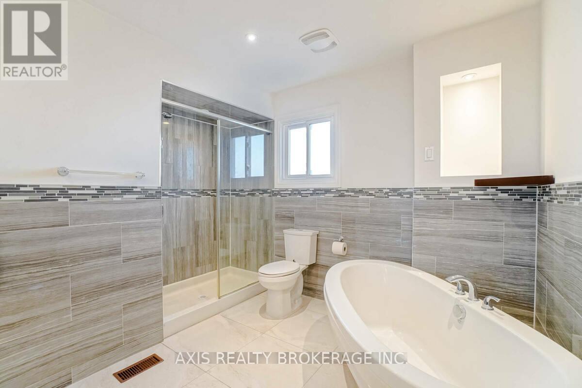 18 Maple Bush Avenue, Toronto, Ontario  M9N 1S6 - Photo 23 - W12872828