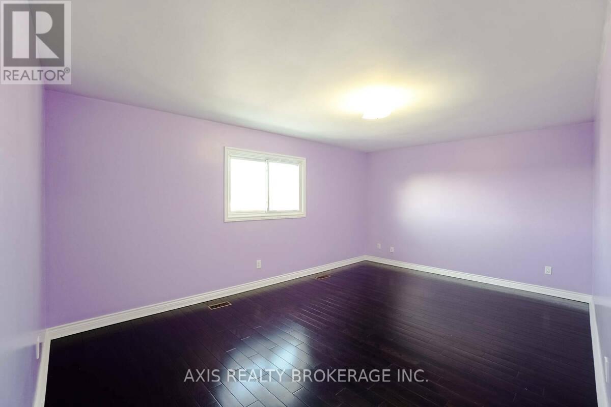 18 Maple Bush Avenue, Toronto, Ontario  M9N 1S6 - Photo 24 - W12872828