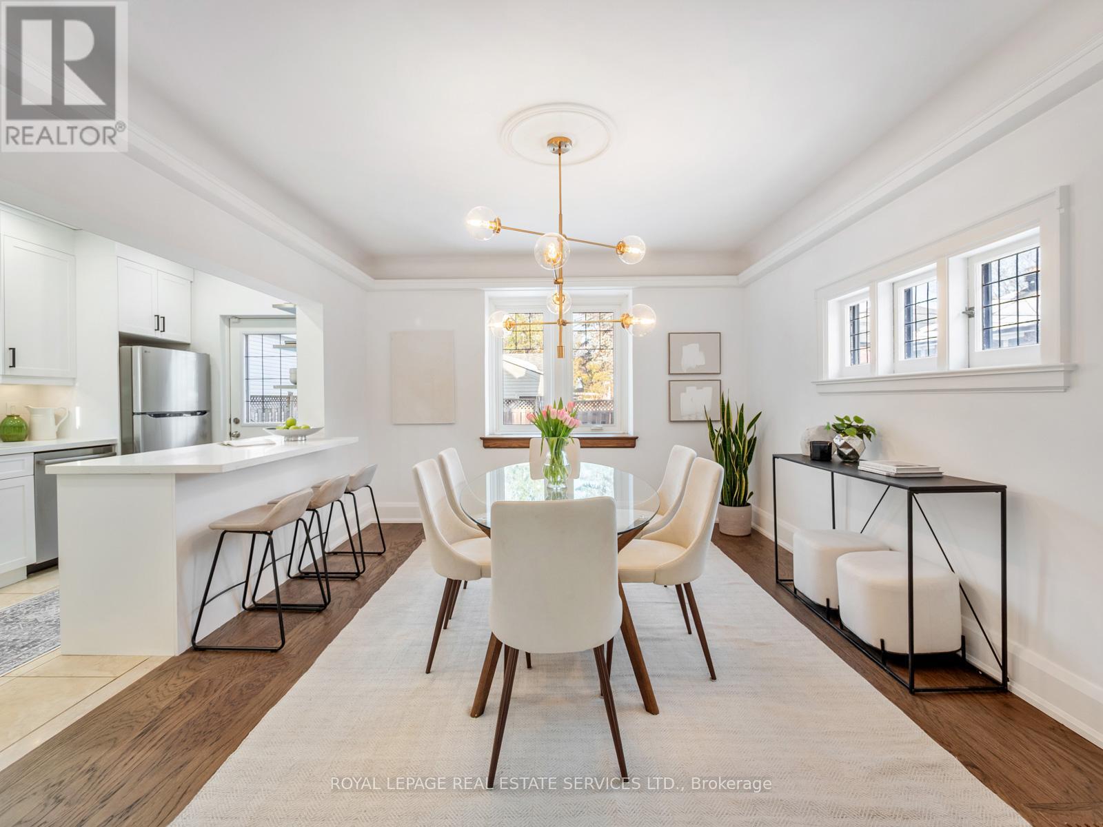 387 Kennedy Avenue, Toronto, Ontario  M6P 3C5 - Photo 12 - W12872866