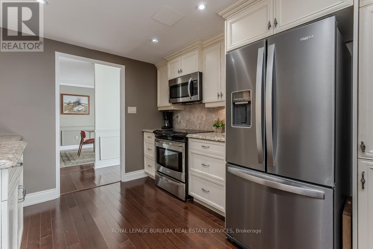 2008 - 2170 Marine Drive, Oakville, Ontario  L6L 5V1 - Photo 10 - W12872888