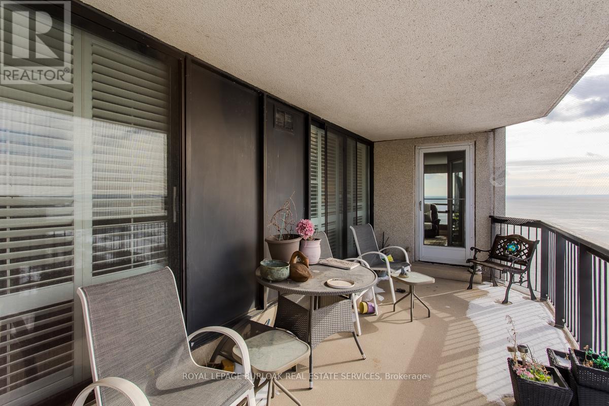 2008 - 2170 Marine Drive, Oakville, Ontario  L6L 5V1 - Photo 17 - W12872888