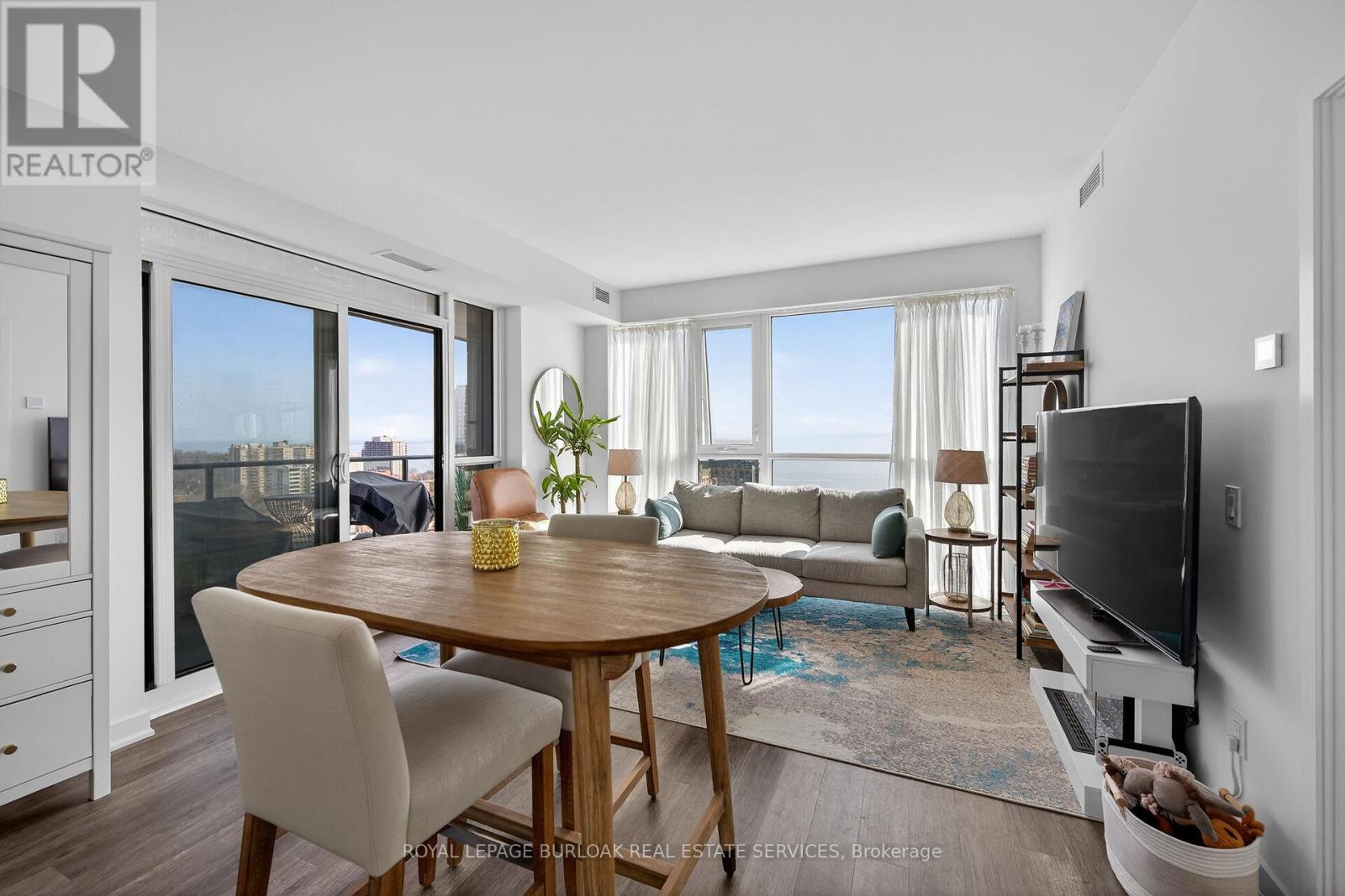 1503 - 2007 James Street, Burlington, Ontario  L7R 0G7 - Photo 12 - W12872904