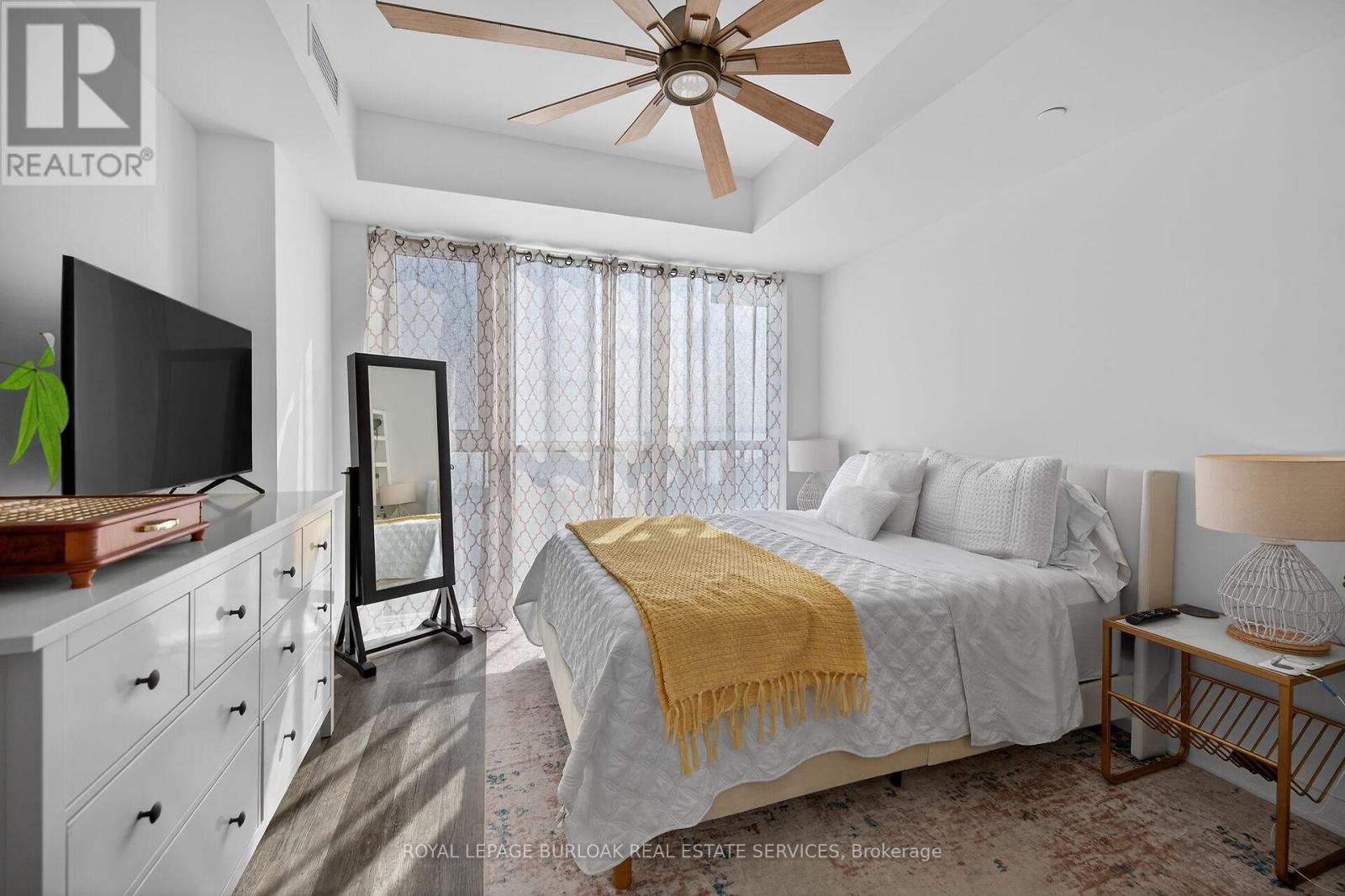 1503 - 2007 James Street, Burlington, Ontario  L7R 0G7 - Photo 18 - W12872904