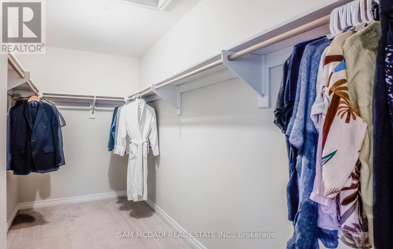 5396 Planter's Wd Court, Mississauga, Ontario  L5M 5V2 - Photo 17 - W12872914