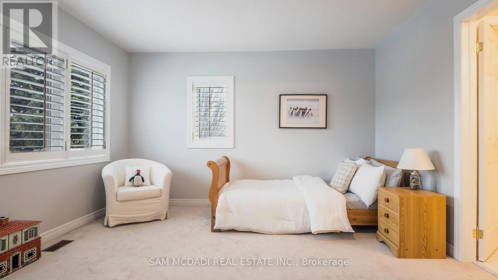 5396 Planter's Wd Court, Mississauga, Ontario  L5M 5V2 - Photo 23 - W12872914