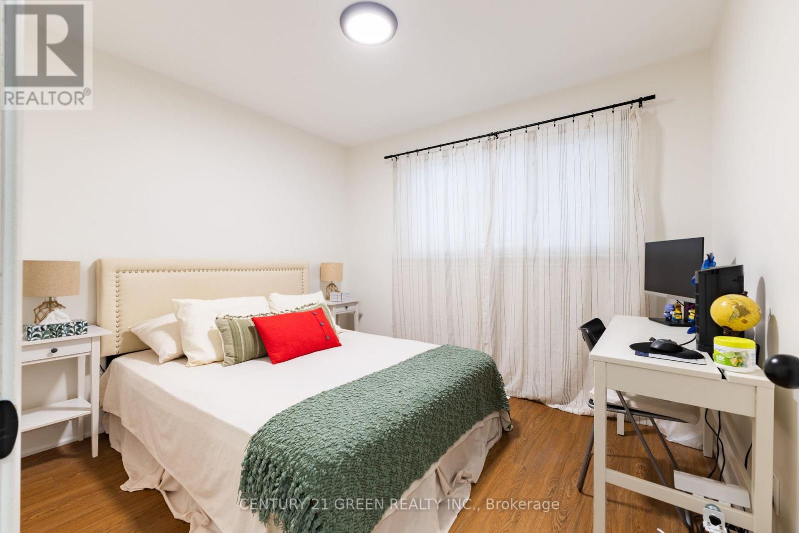 6558 Huggins Street, Niagara Falls, Ontario  L2J 1H4 - Photo 14 - X12872700