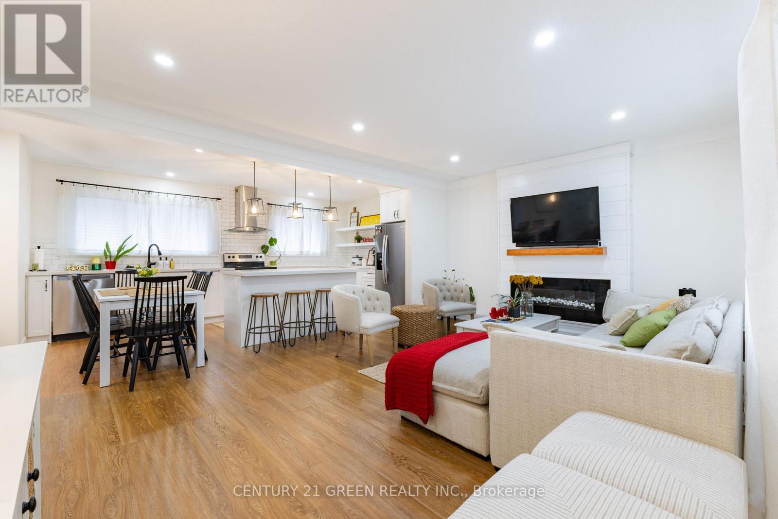 6558 Huggins Street, Niagara Falls, Ontario  L2J 1H4 - Photo 4 - X12872700