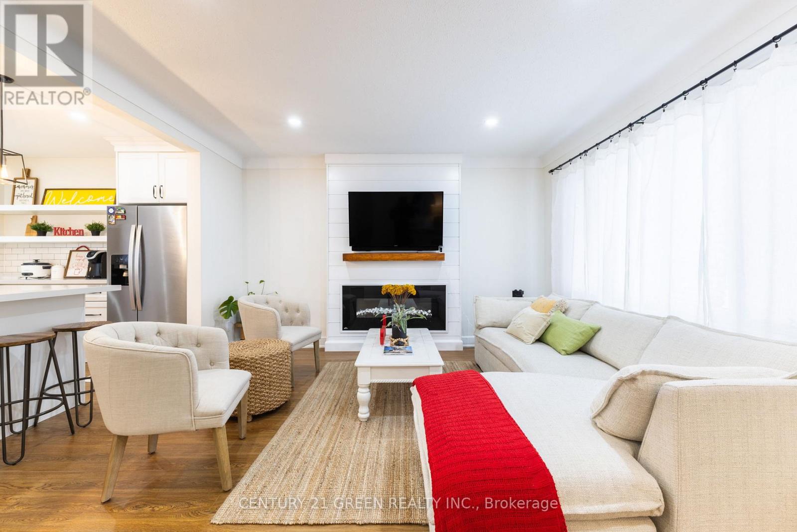 6558 Huggins Street, Niagara Falls, Ontario  L2J 1H4 - Photo 5 - X12872700