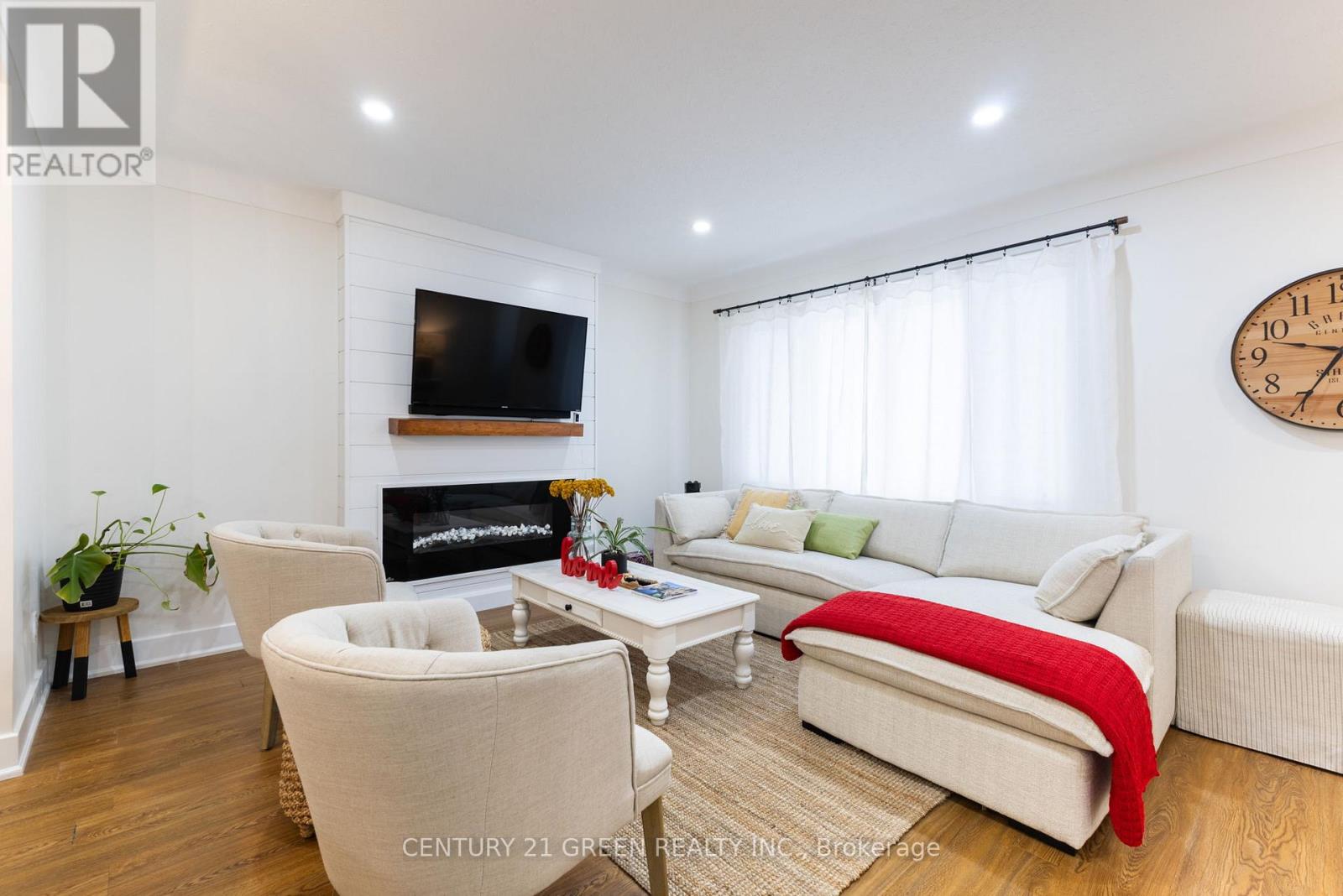 6558 Huggins Street, Niagara Falls, Ontario  L2J 1H4 - Photo 7 - X12872700