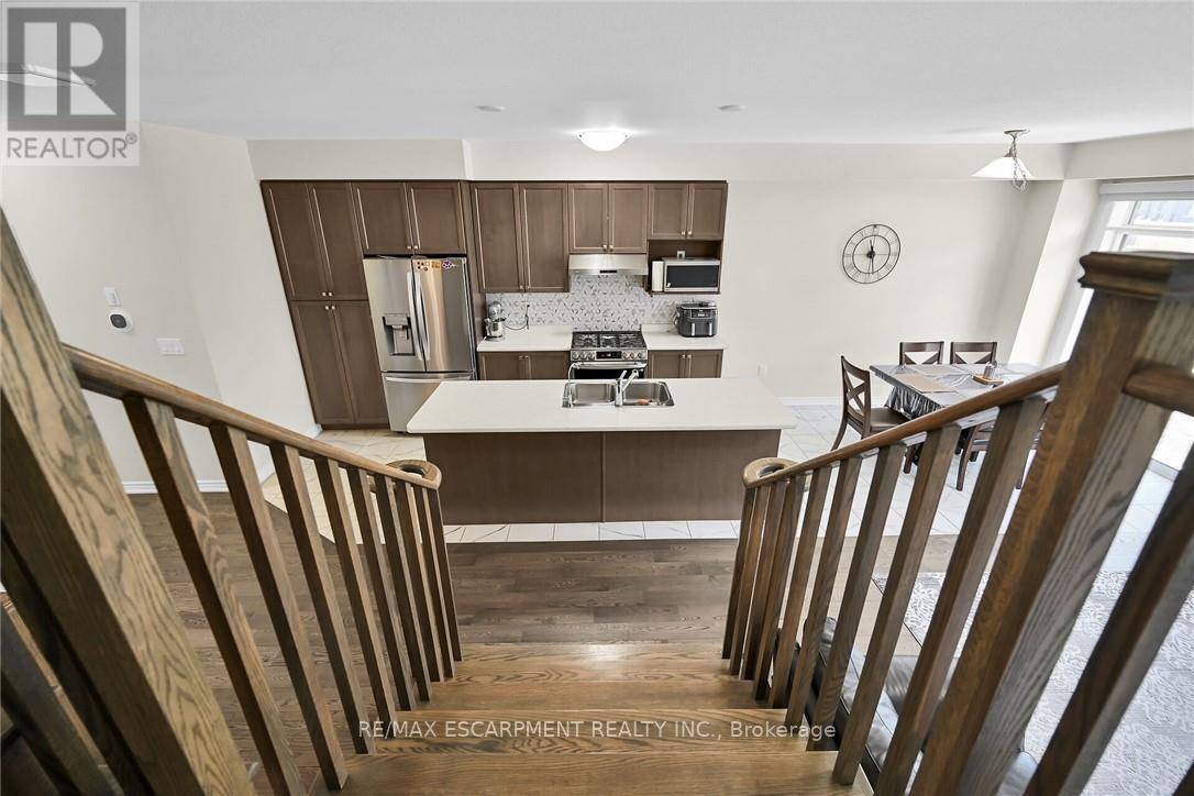 5 Owl Lane, Haldimand, Ontario  N3W 0G4 - Photo 21 - X12872714