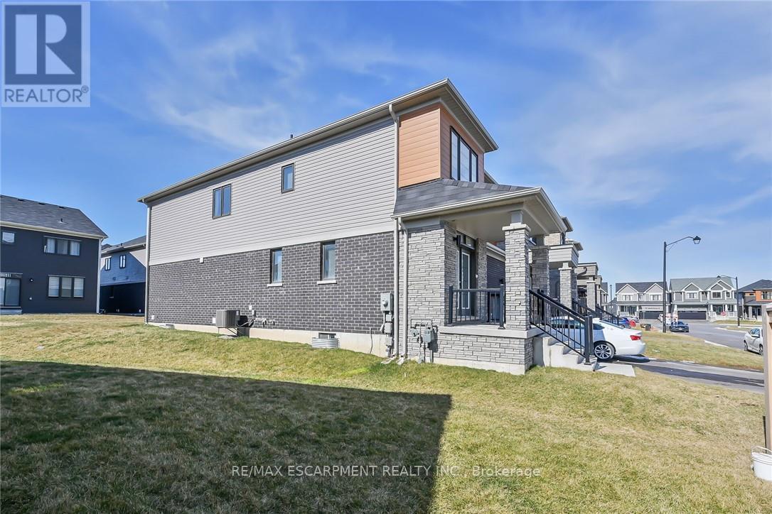 5 Owl Lane, Haldimand, Ontario  N3W 0G4 - Photo 36 - X12872714