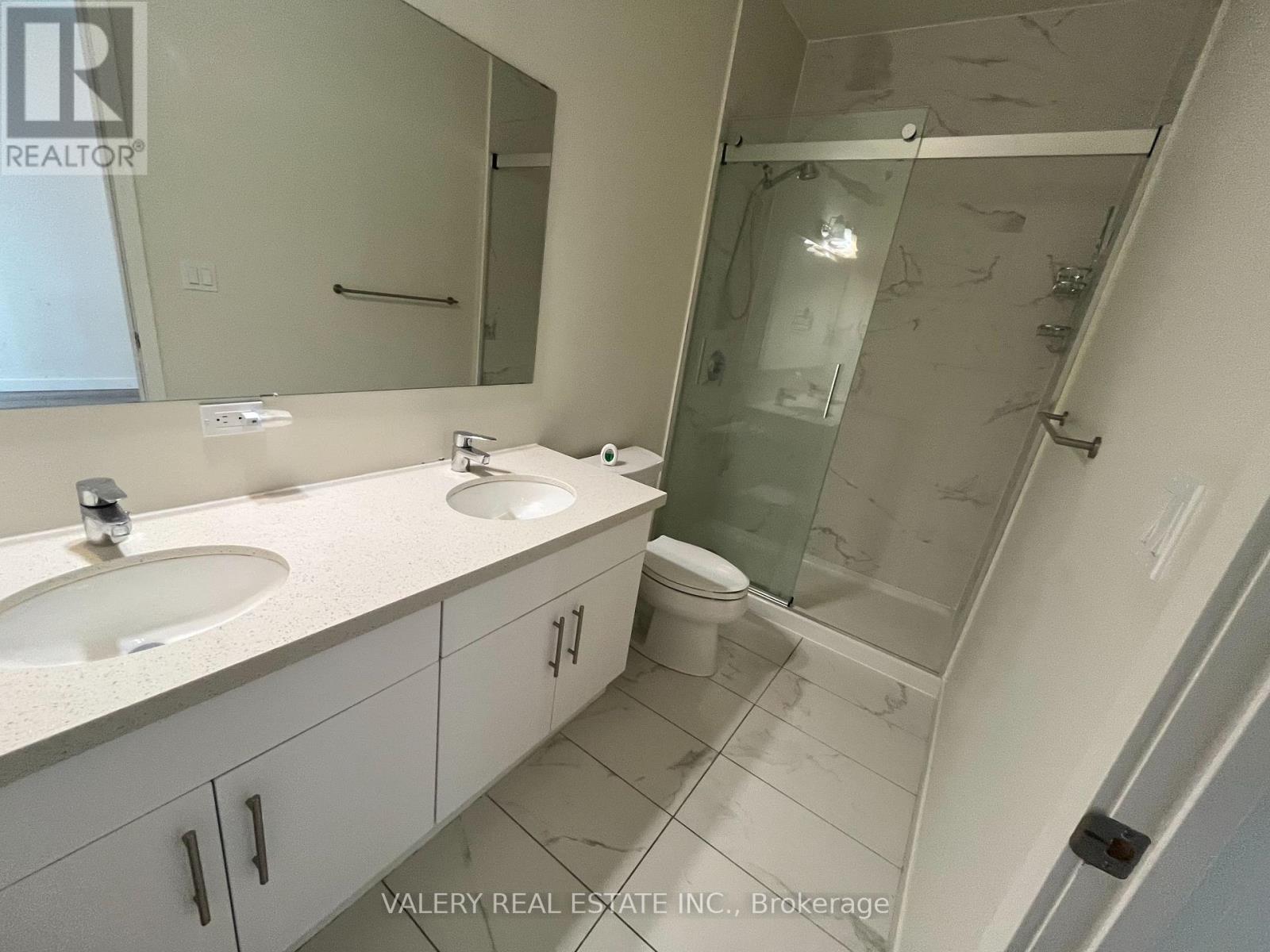 413 - 690 King Street West Street, Kitchener, Ontario  N2G 0B9 - Photo 10 - X12872822