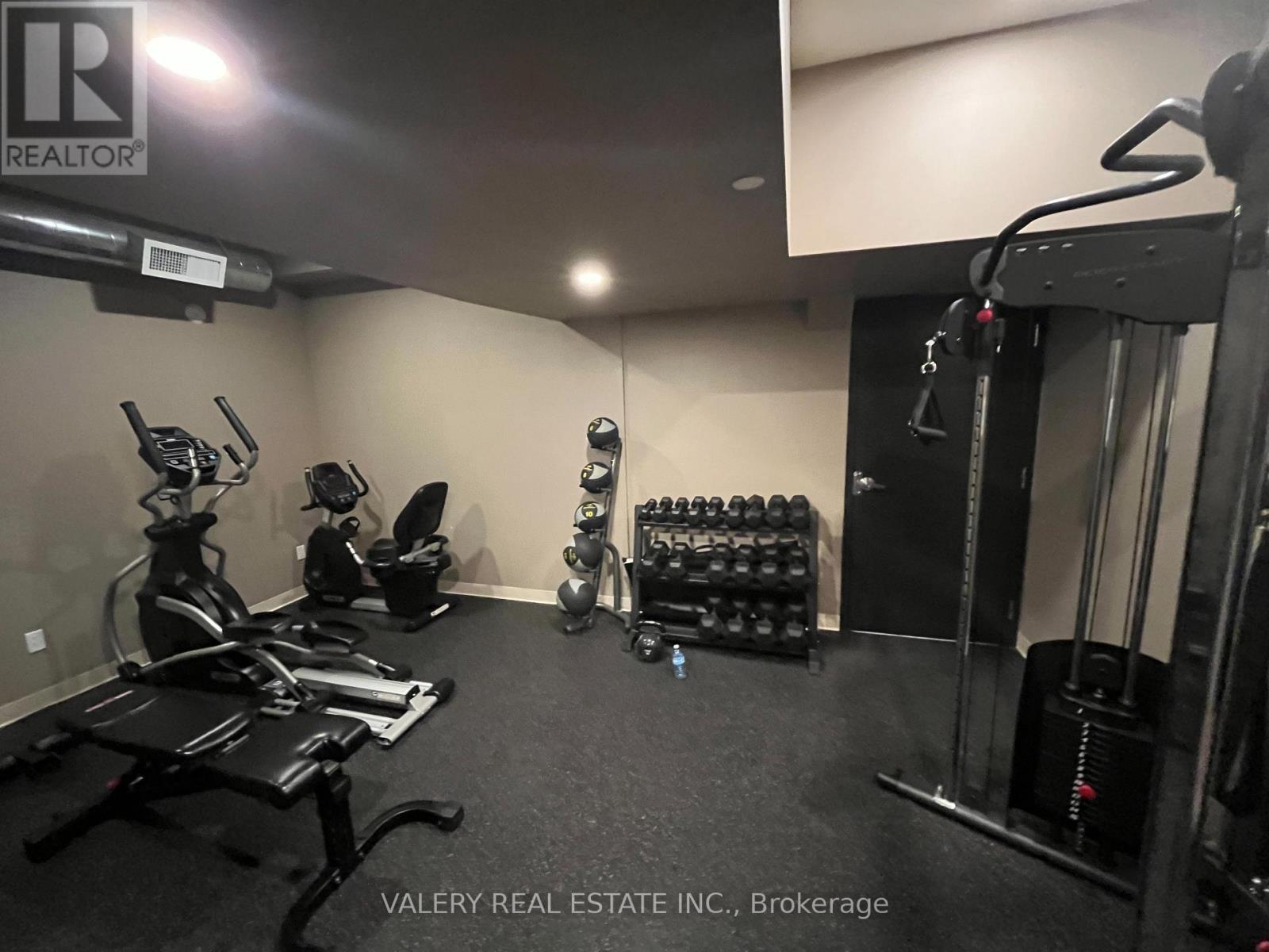 413 - 690 King Street West Street, Kitchener, Ontario  N2G 0B9 - Photo 4 - X12872822