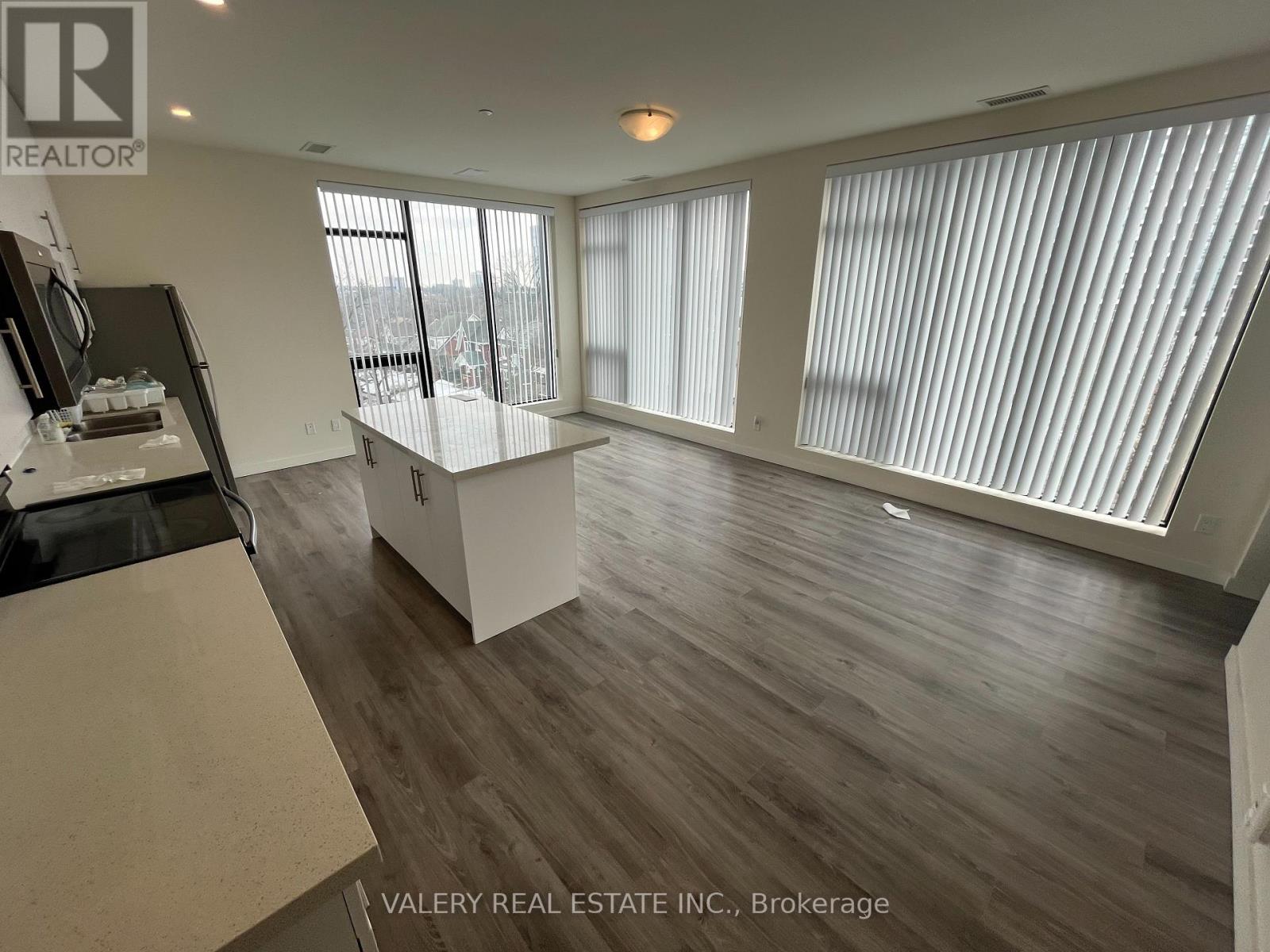 413 - 690 King Street West Street, Kitchener, Ontario  N2G 0B9 - Photo 8 - X12872822