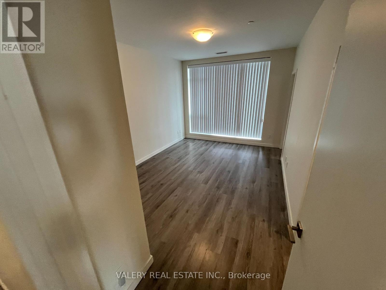 413 - 690 King Street West Street, Kitchener, Ontario  N2G 0B9 - Photo 9 - X12872822