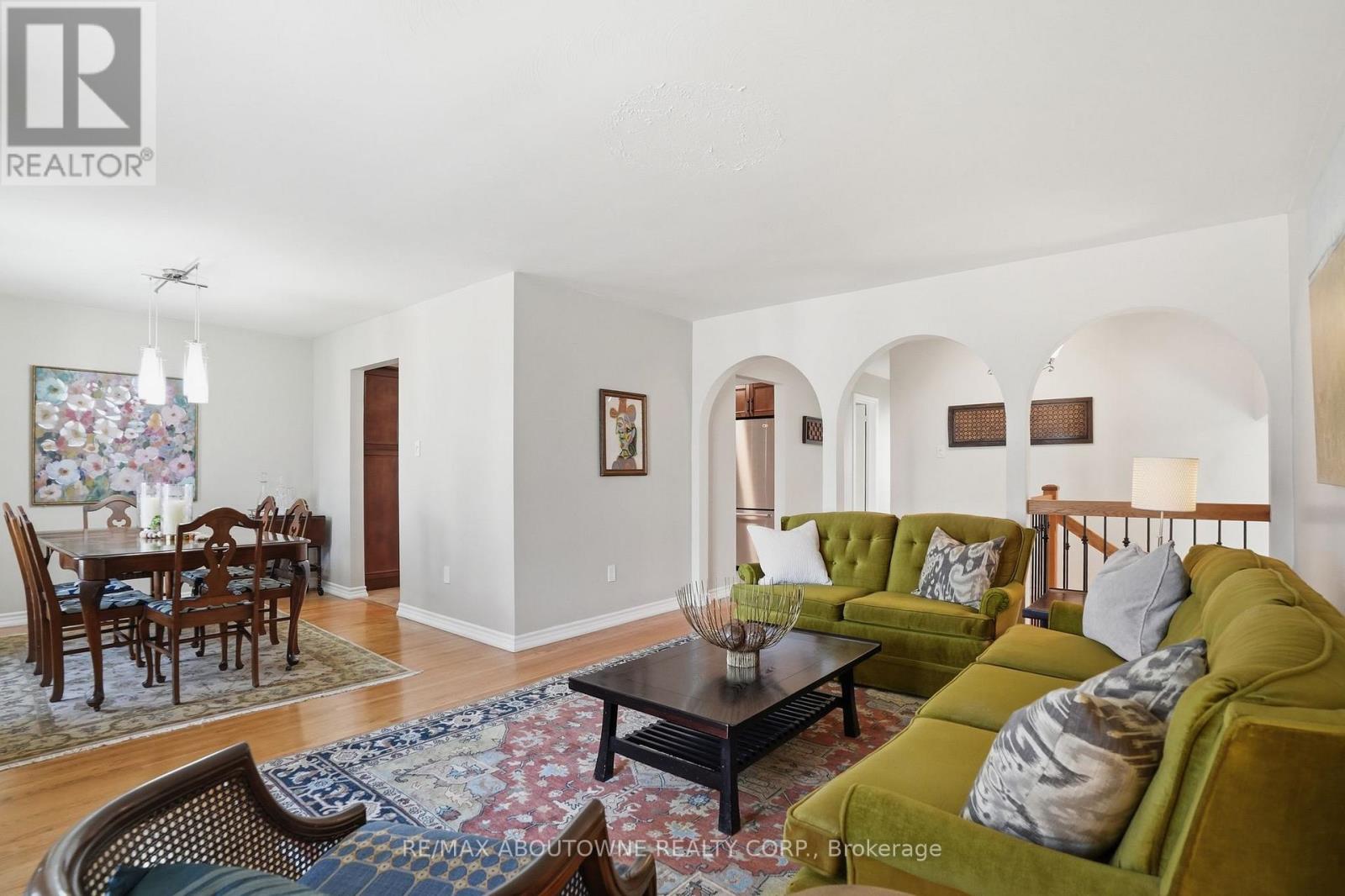 264 Celtic Drive, Hamilton, Ontario  L8E 2T9 - Photo 13 - X12872896