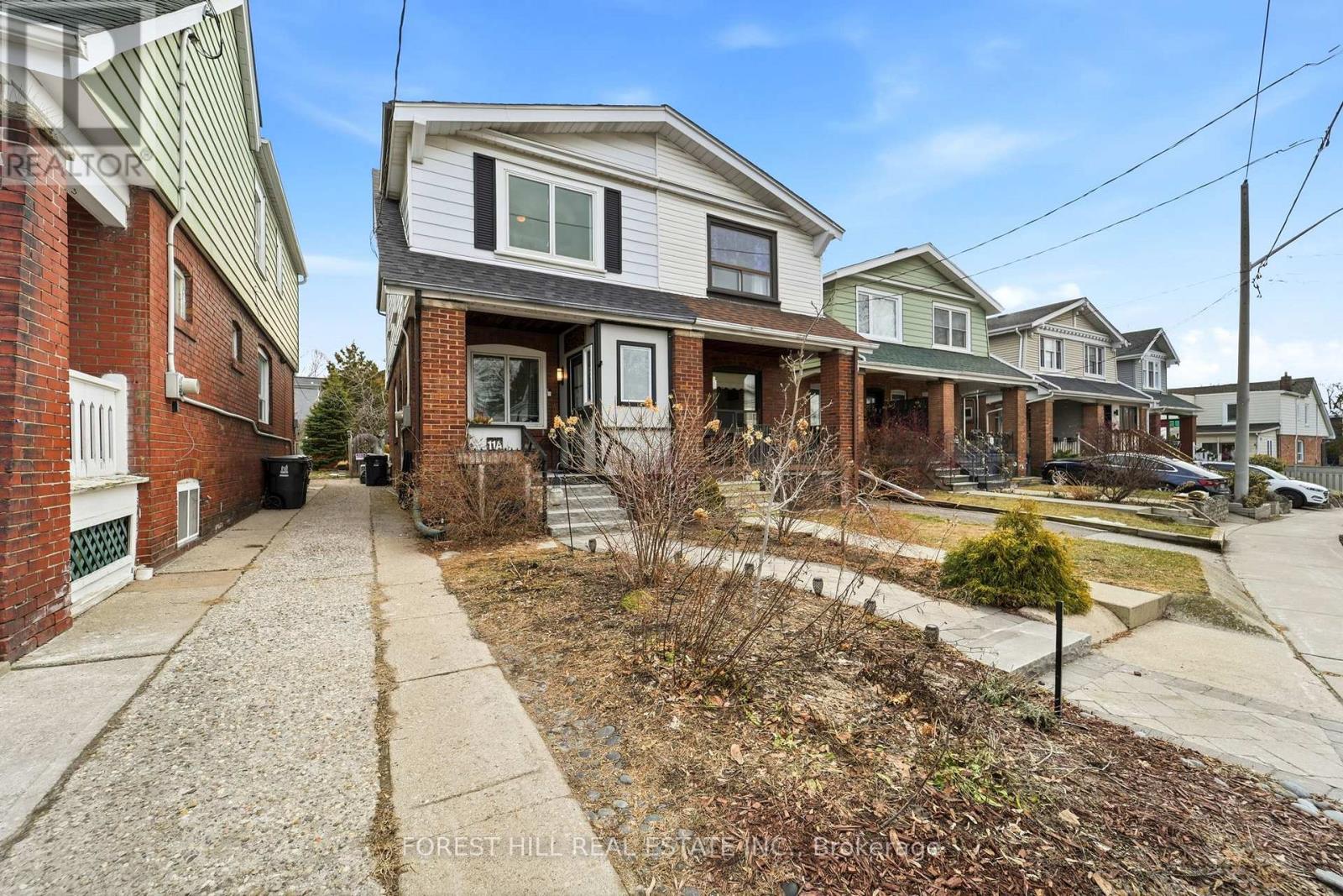 11A MARLOW AVENUE, Toronto, Ontario