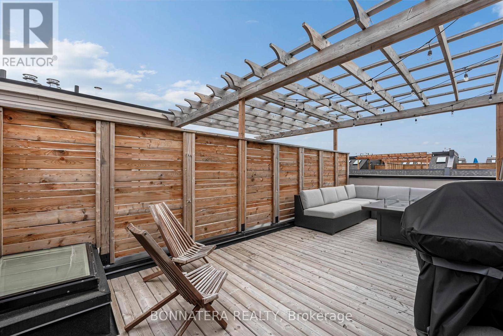 81 - 15 Lunar Crescent, Mississauga, Ontario  L5M 2R6 - Photo 42 - W12872286