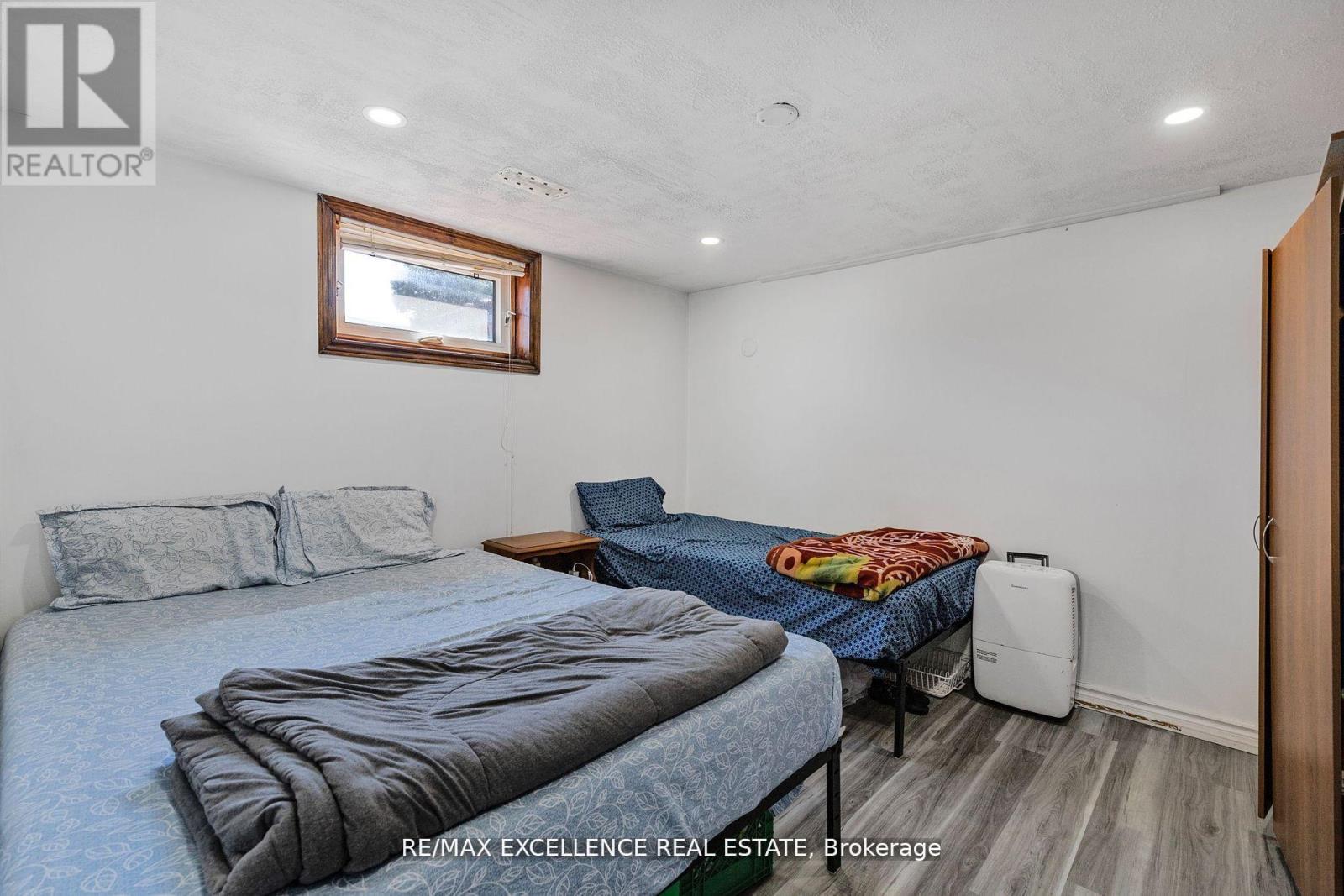 102 Juniper Drive, Hamilton, Ontario  L8E 4G6 - Photo 34 - X12872038