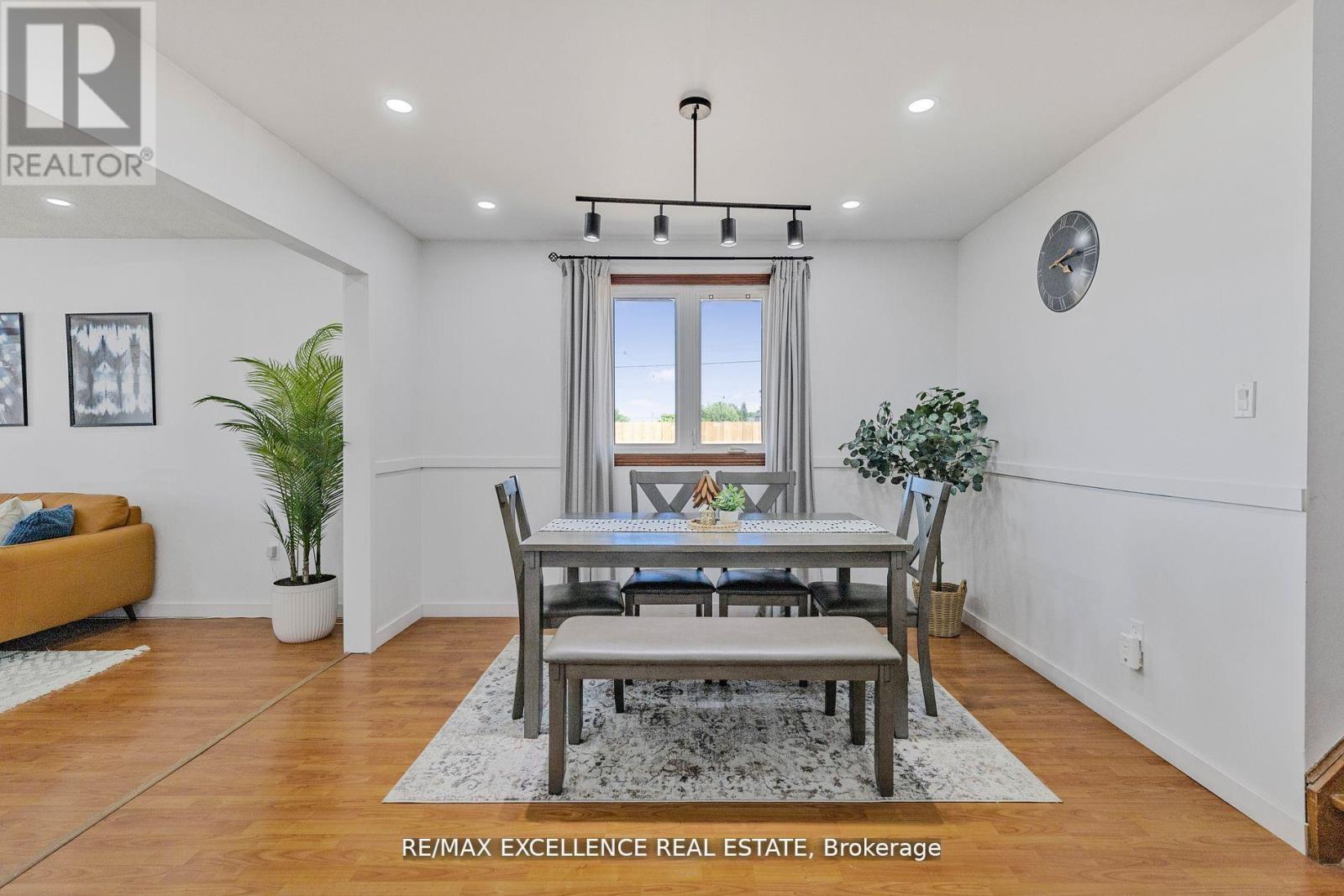 102 Juniper Drive, Hamilton, Ontario  L8E 4G6 - Photo 38 - X12872038