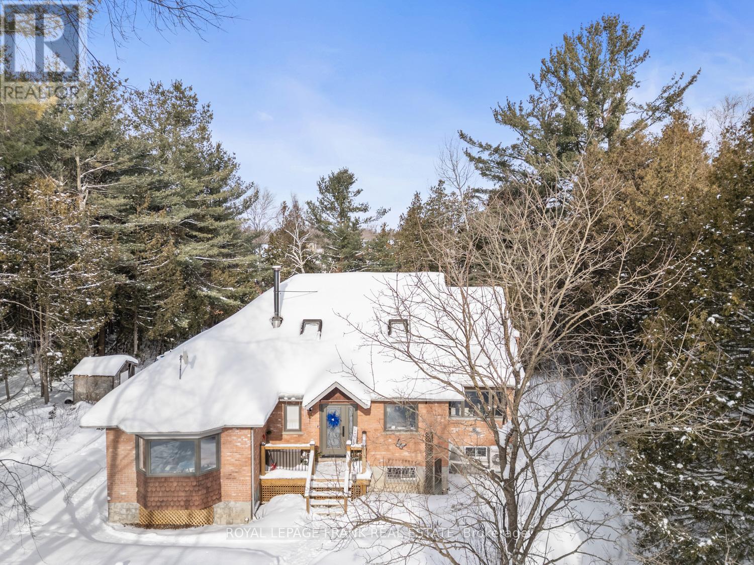 5 Regent Street, Georgina, Ontario  L0E 1N0 - Photo 7 - N12833262