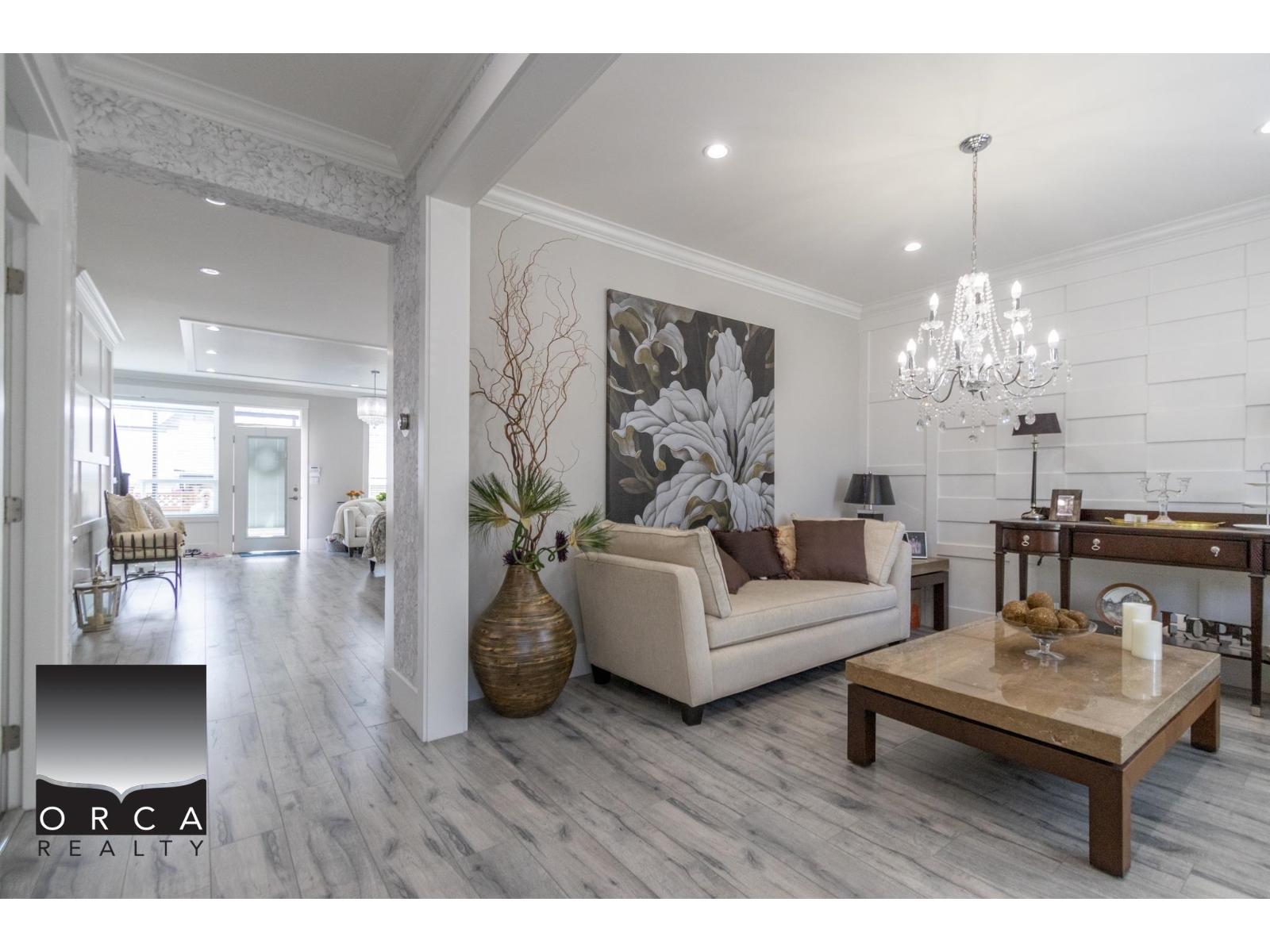 7696 211 Street Street, Langley, British Columbia  V2Y 0W5 - Photo 2 - R3098885