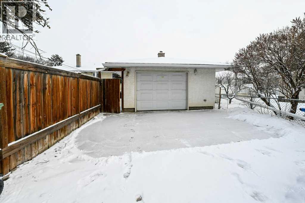1455 Russell Road Ne, Calgary, Alberta  T2E 5N2 - Photo 28 - A2281134