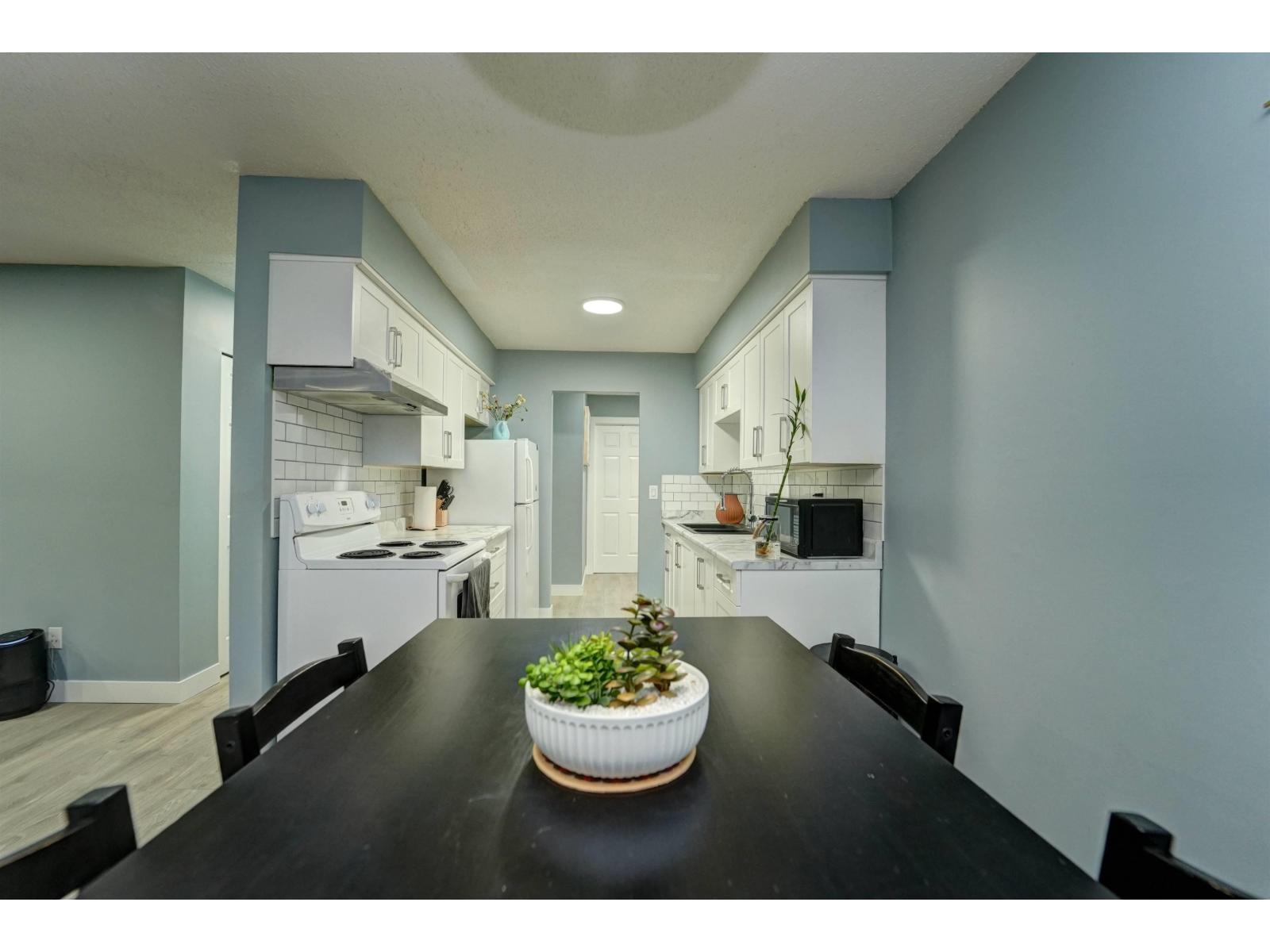 202 33450 George Ferguson Way, Abbotsford, British Columbia  V2S 2L8 - Photo 6 - R3098789