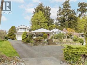 2559 Bermuda Pl, Saanich, British Columbia  V8P 3G2 - Photo 23 - 1028596