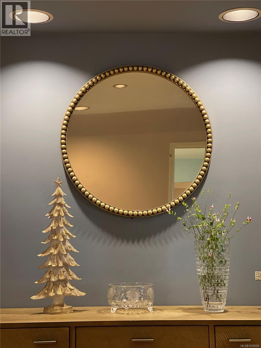 2559 Bermuda Pl, Saanich, British Columbia  V8P 3G2 - Photo 18 - 1028596