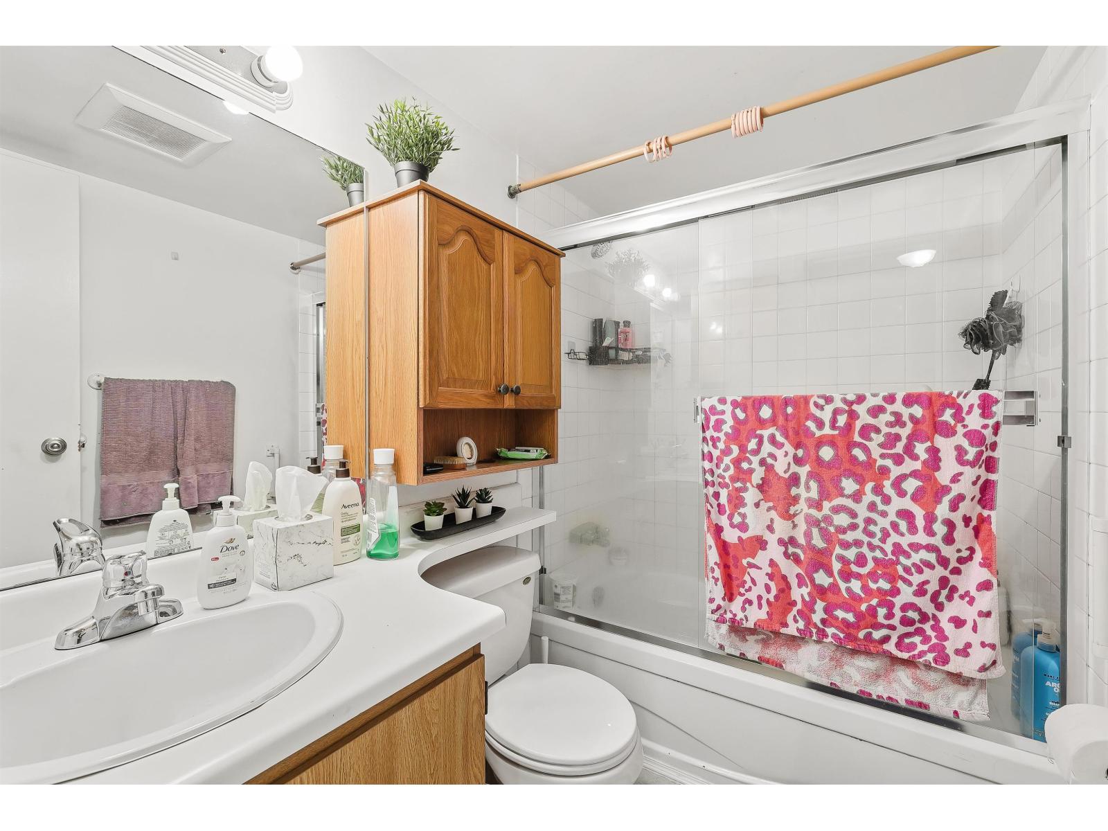 13345 70b Avenue, Surrey, British Columbia  V3W 7Z3 - Photo 15 - R3098263