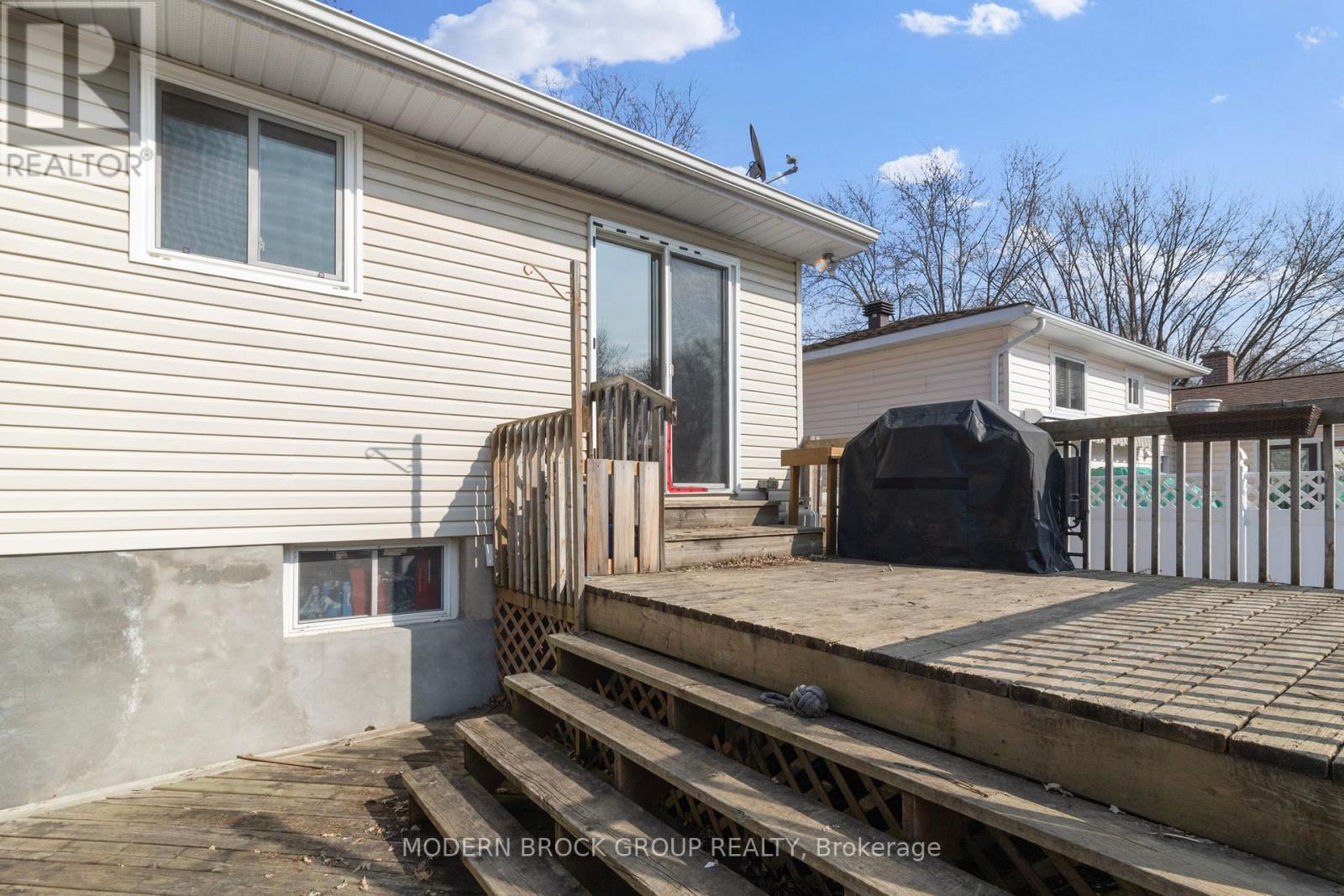 1338 Borden Crescent, Brockville, Ontario  K6V 5X5 - Photo 38 - X12872998