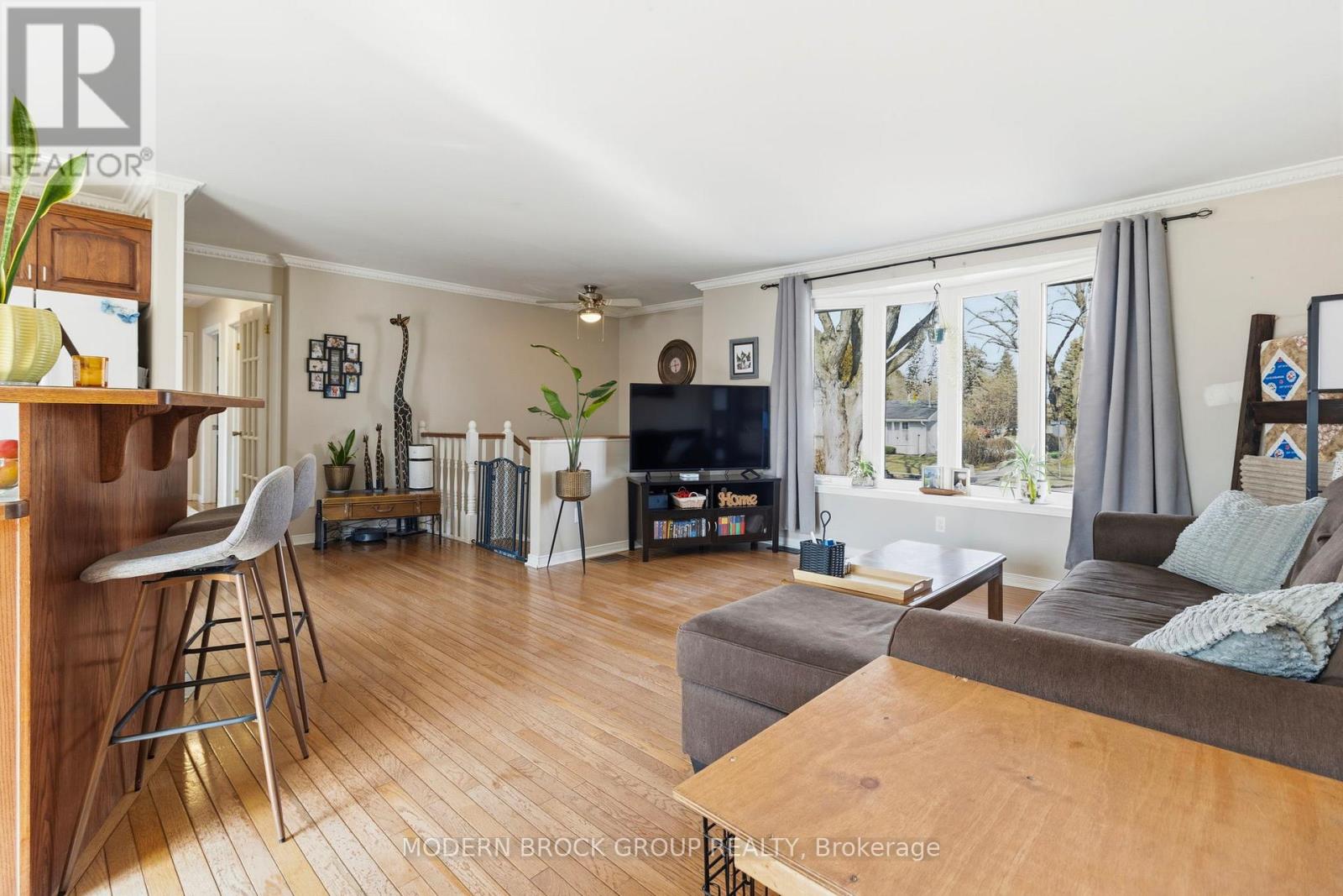 1338 Borden Crescent, Brockville, Ontario  K6V 5X5 - Photo 9 - X12872998