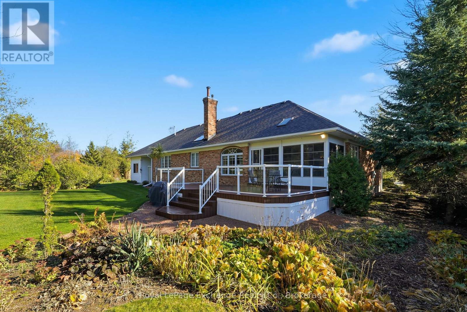 115 Deerhurst Drive, Huron-Kinloss, Ontario  N2Z 2X3 - Photo 40 - X12861468