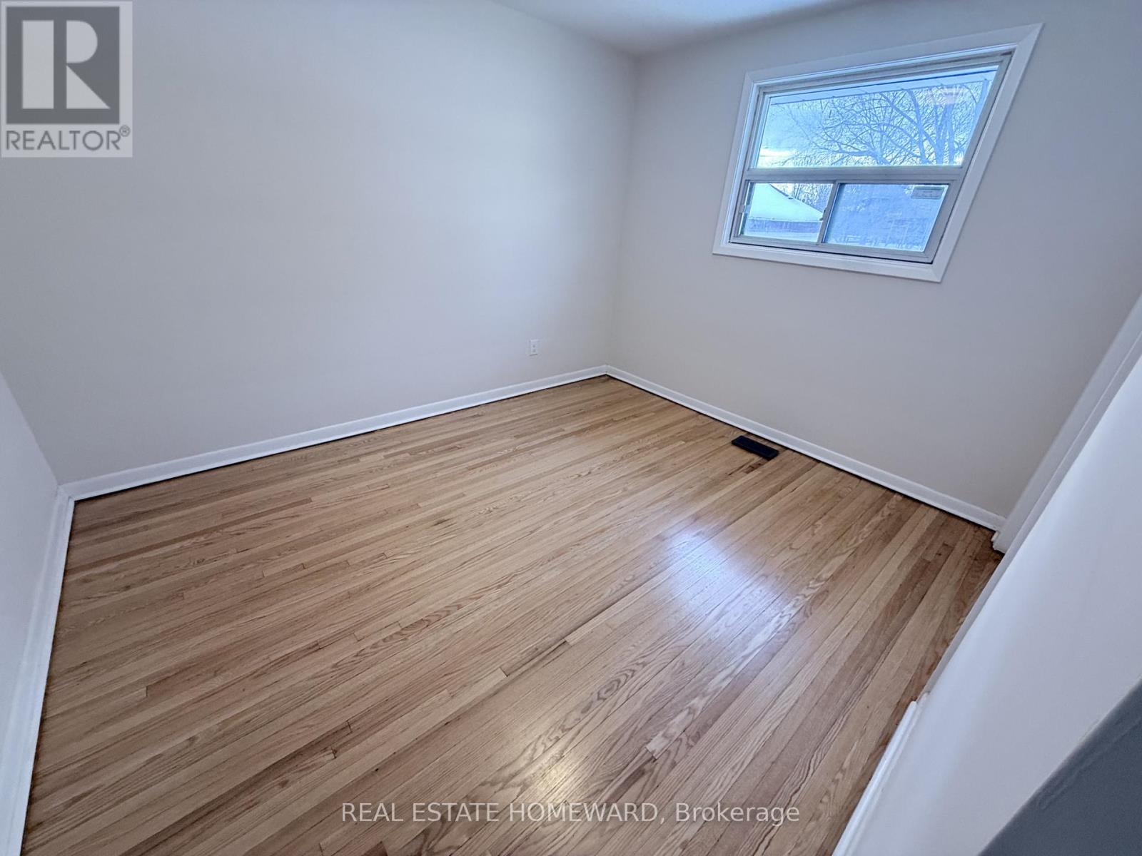 Main - 7 Dunlop Avenue, Toronto, Ontario  M1K 1K8 - Photo 12 - E12797332