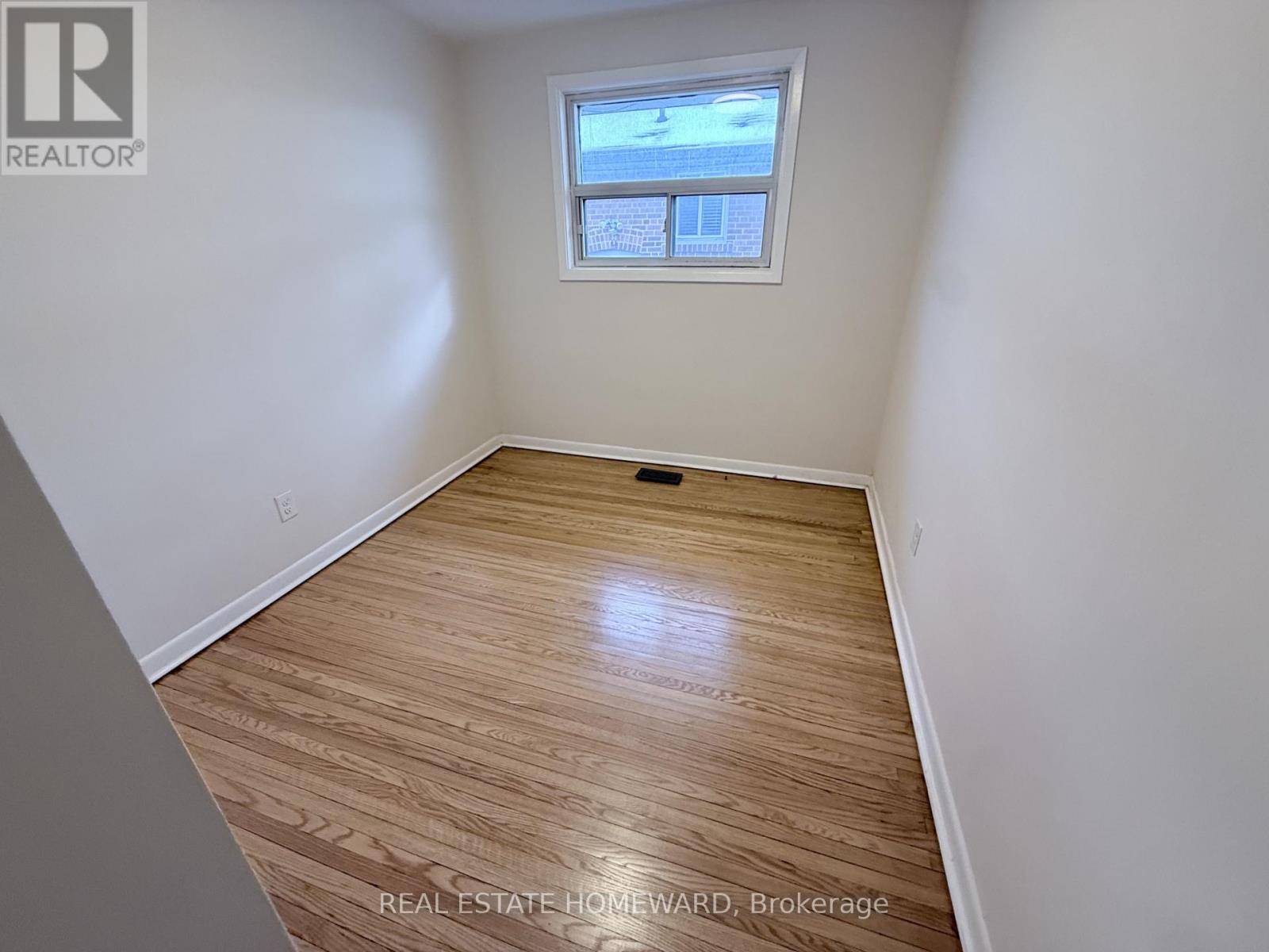 Main - 7 Dunlop Avenue, Toronto, Ontario  M1K 1K8 - Photo 13 - E12797332