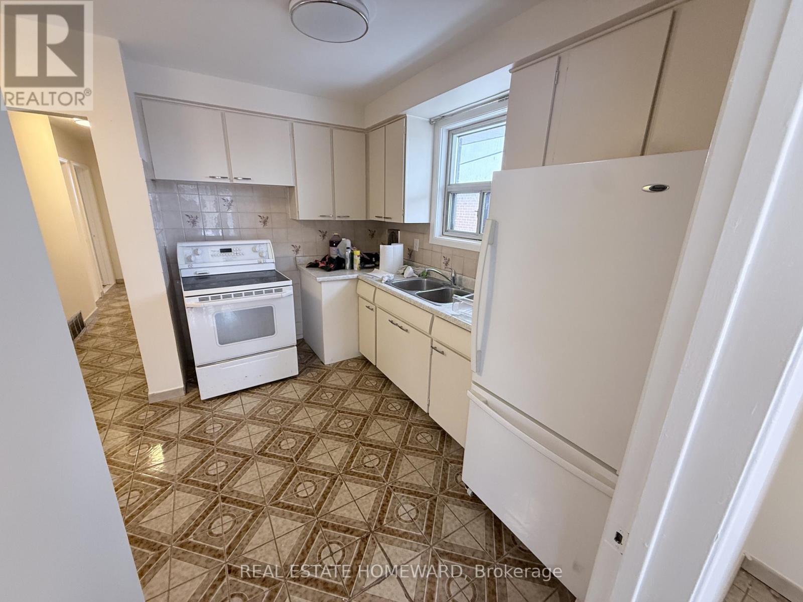 Main - 7 Dunlop Avenue, Toronto, Ontario  M1K 1K8 - Photo 7 - E12797332