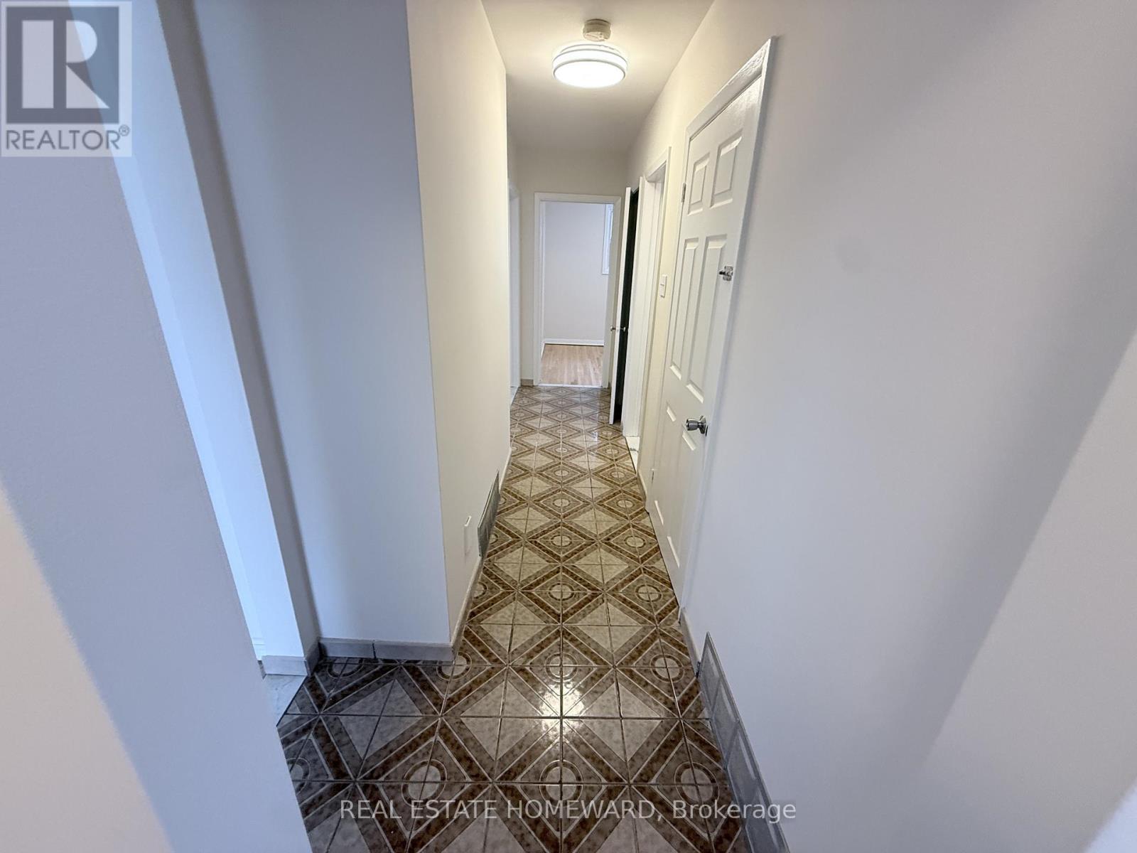 Main - 7 Dunlop Avenue, Toronto, Ontario  M1K 1K8 - Photo 10 - E12797332