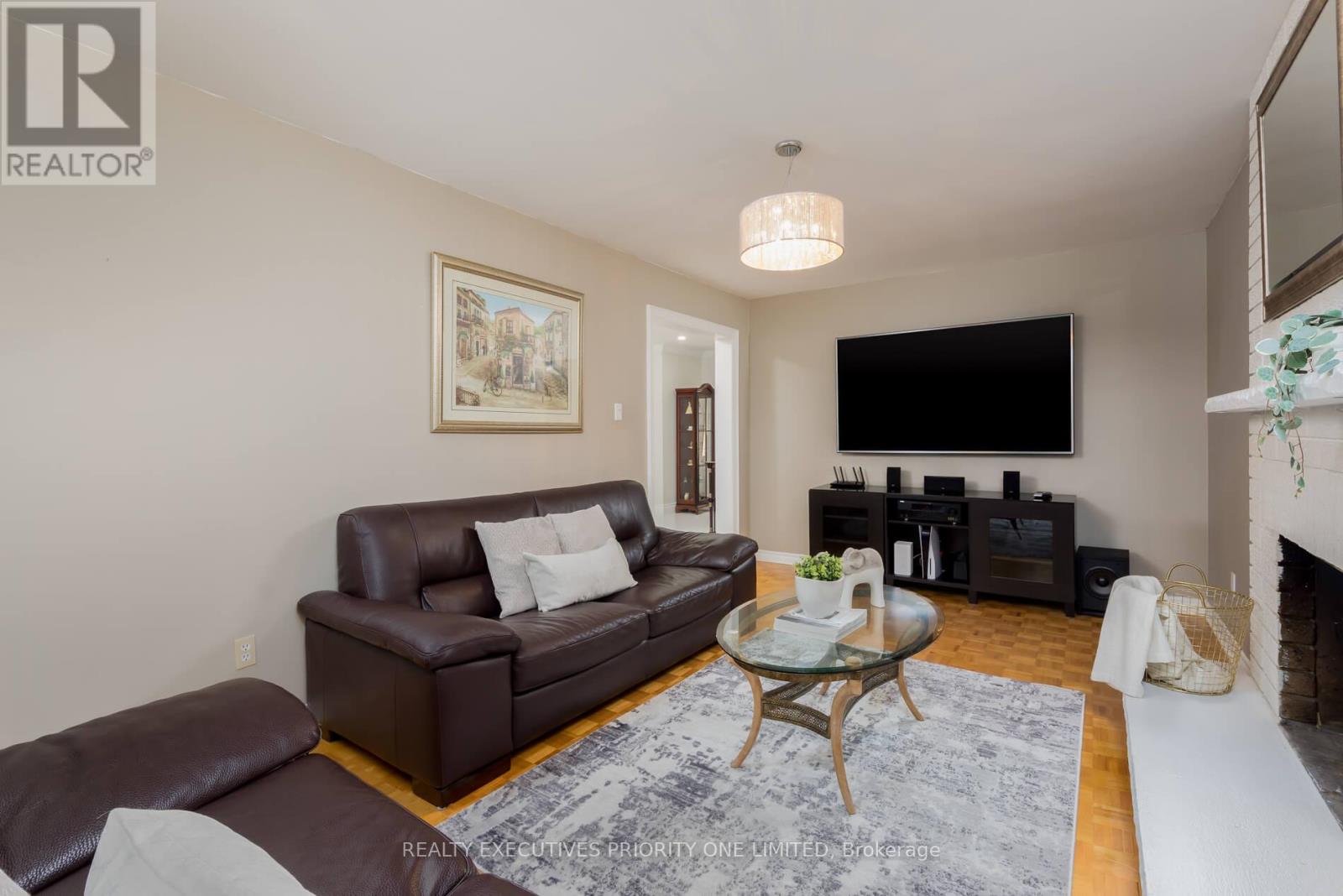 56 Nelson Circle, Newmarket, Ontario  L3X 1R2 - Photo 10 - N12868996